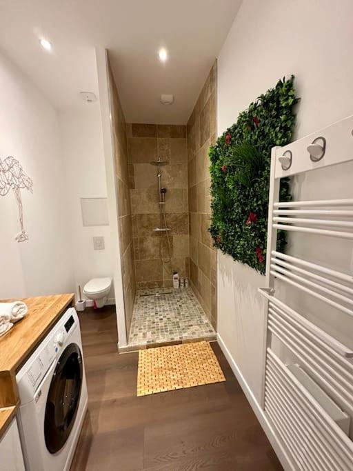 Colline, La Suite Cinema Spa Privee Nancy Luaran gambar